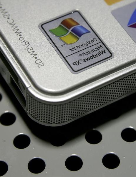 Hvordan å avinstallere Windows XP og går tilbake til et tidligere operativsystem. Start datamaskinen i sikkermodus.