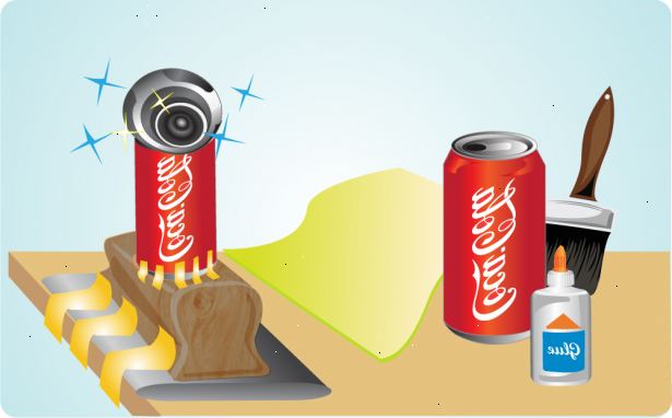 Hvordan lage et webkamera skiller seg ut av en Cola kan. Få en tom Cola kan, og et par gamle saks / sakser.