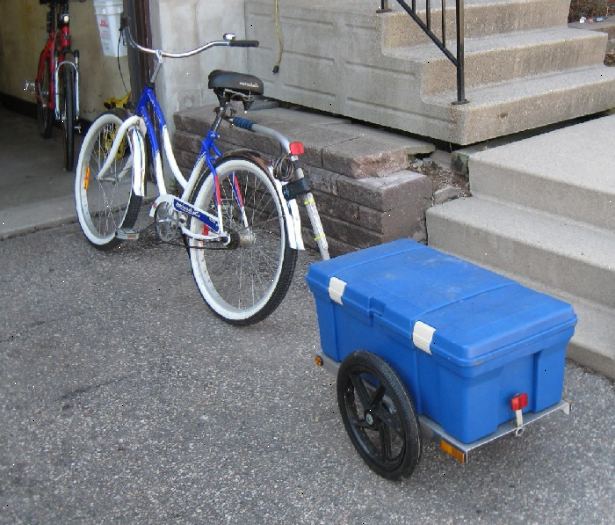 Hvordan bygge en sykkel last trailer. Finne 16 "felger (helst resirkuleres seg).