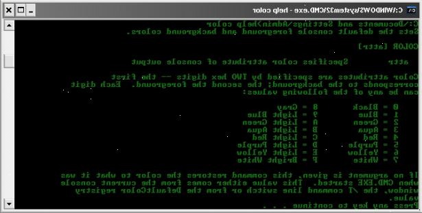Hvordan bruke MS DOS. Hvis du er på en datamaskin som har DOS som operativsystem, bør ledeteksten vises automatisk når datamaskinen er slått på.