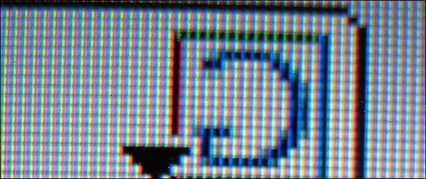 Hvordan fikse en fast pixel på en LCD-skjerm. Finne ut om pixel sitter fast eller død.